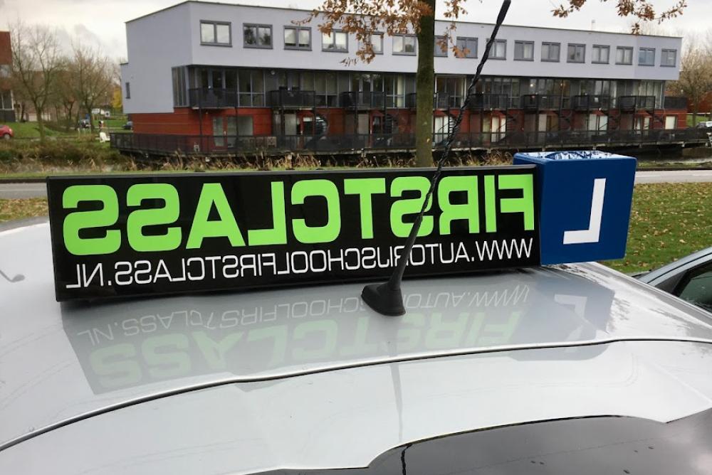 Autorijschool Firstclass