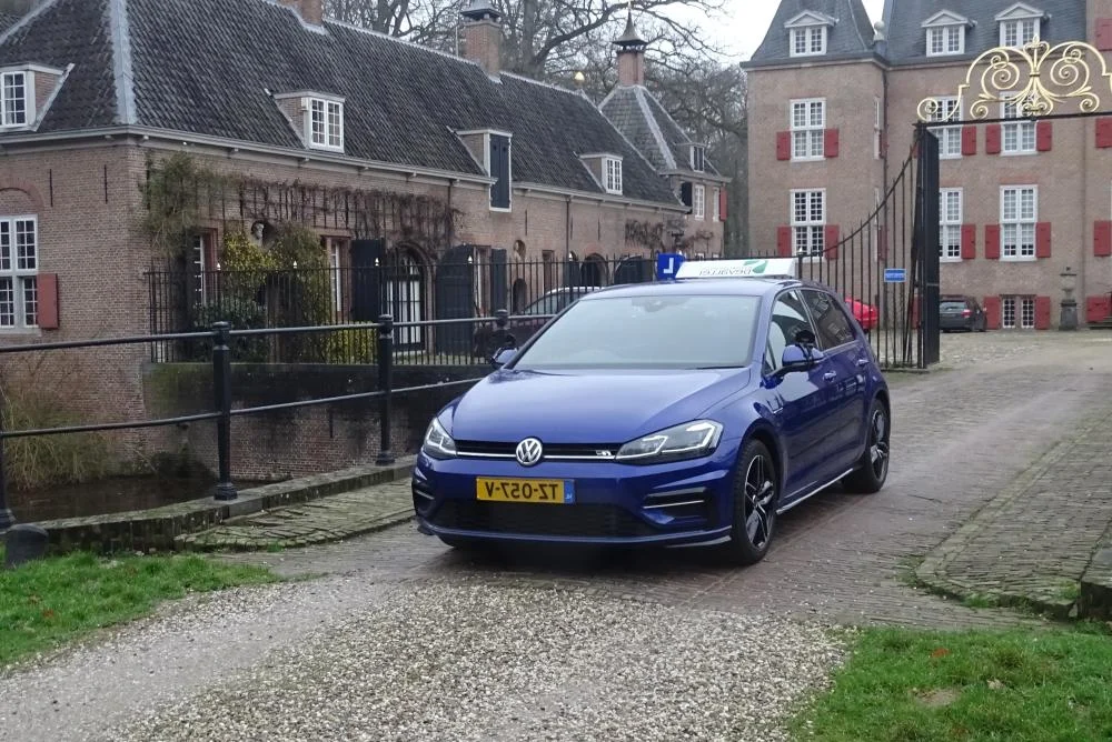 Lijst van rijscholen in Renswoude