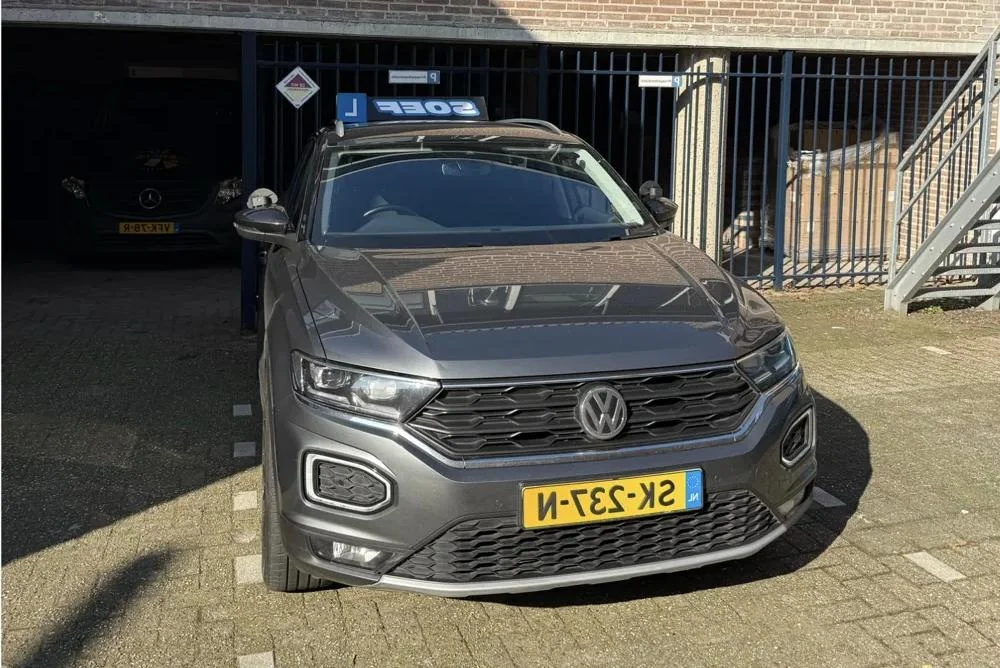 Lijst van rijscholen in Rhenen